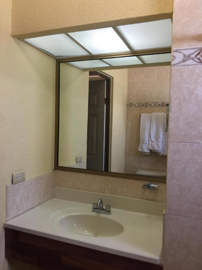 El Ejecutivo Aparthotel Ciudad Obregón Buitenkant foto