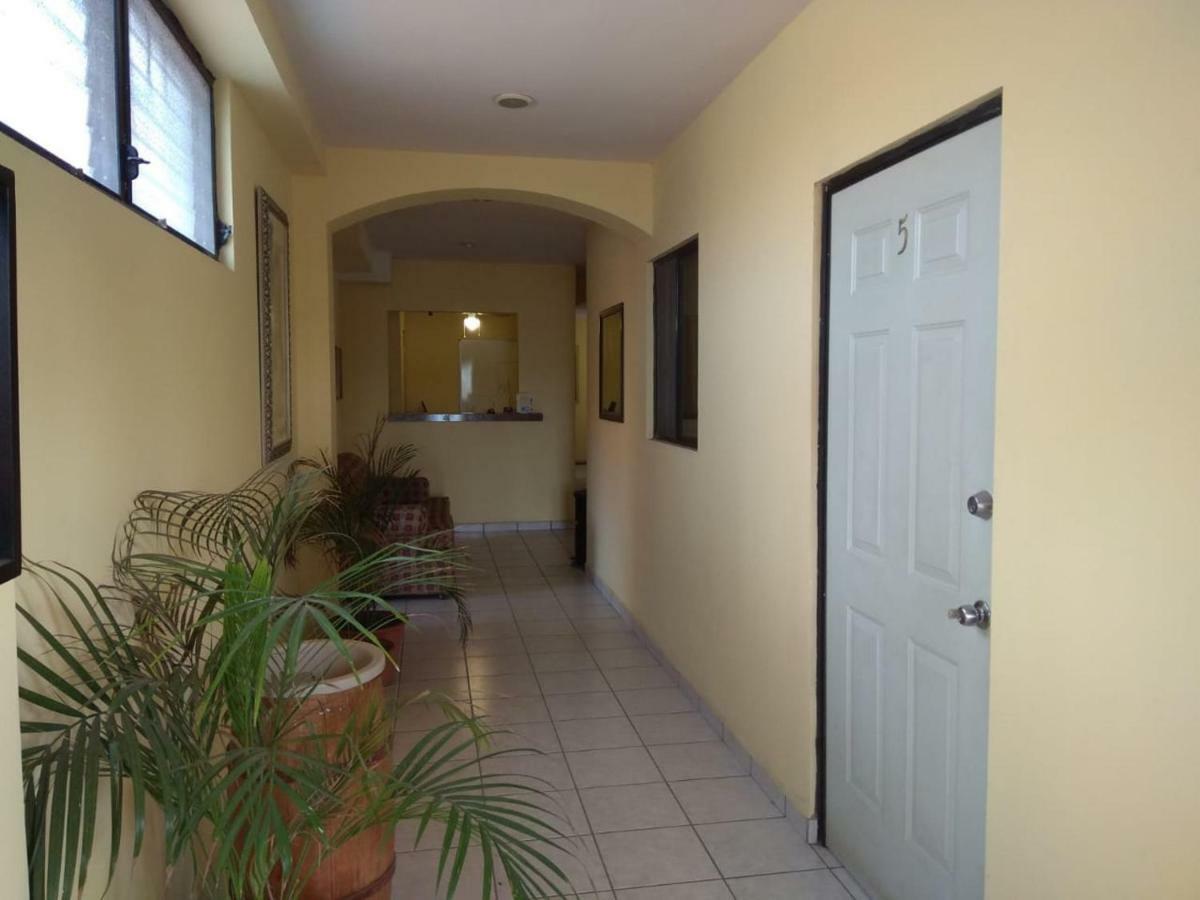 El Ejecutivo Aparthotel Ciudad Obregón Buitenkant foto