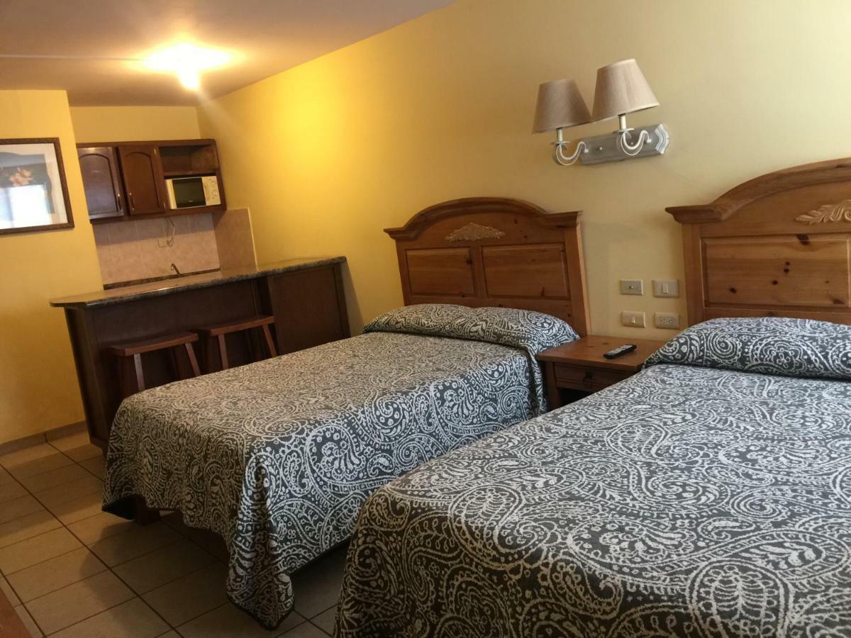 El Ejecutivo Aparthotel Ciudad Obregón Buitenkant foto